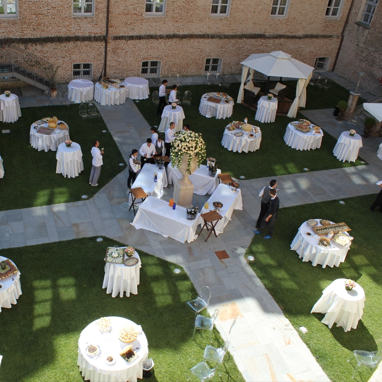 Courtyard garden